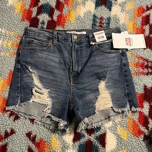 Celebrity Pink Ultra High Rise The Rebel Denim Shorts Size 11/30 NWT